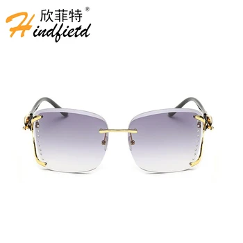 Clearance Uindfattede Solbriller Damer Berømt Luksus Mærke Mode Kvindelige solbriller til Kvinder Brillerne Oculos Lunette Femme